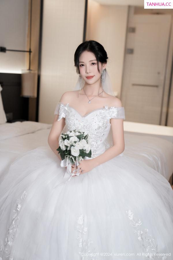 陈若依 抖娘利世 [XiuRen]高清写真图 2024.08.09 No.8998 利世 丝袜美腿第10张图片